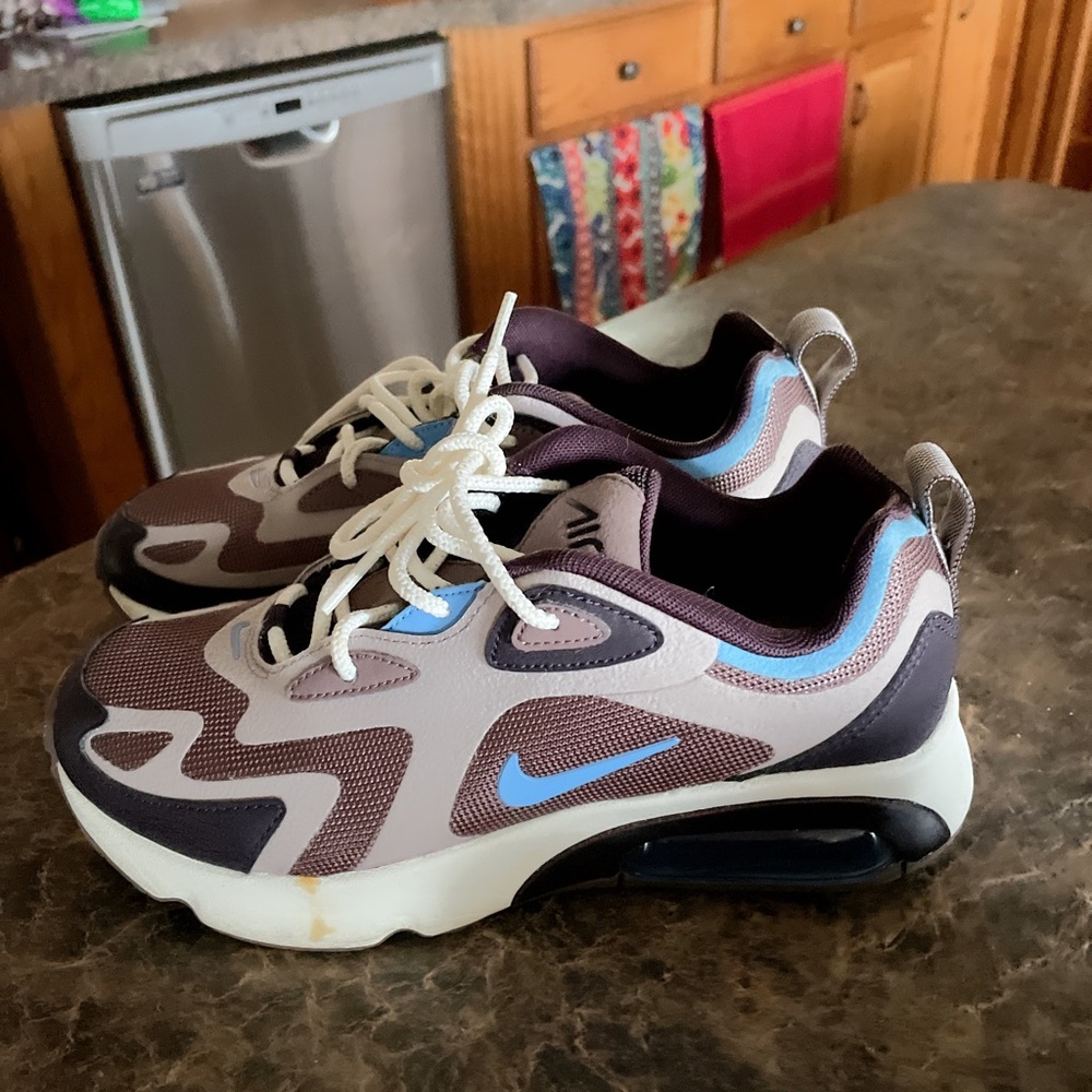 NIke Air women’s sneakers